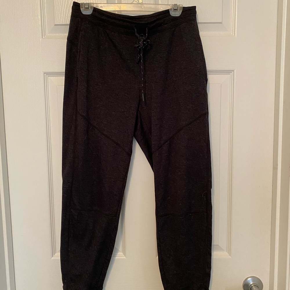 American Eagle Joggers
